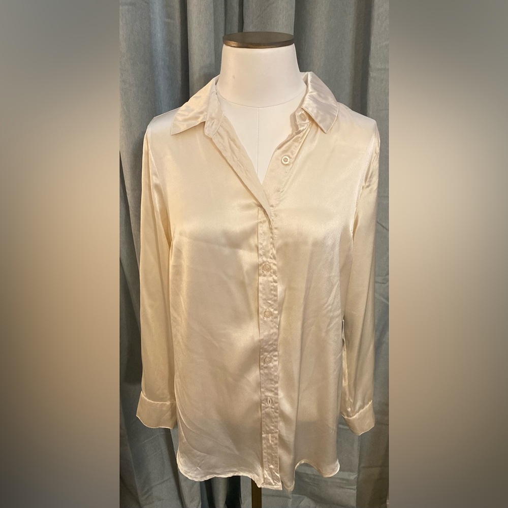 Satin collard button down shirt